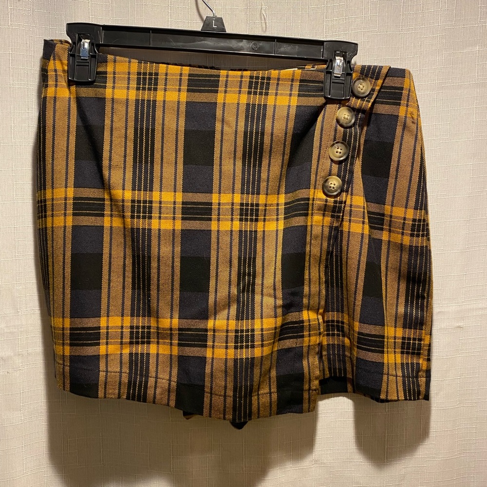 Aeropostale size L mini skort